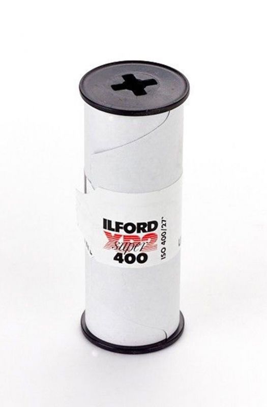 Ilford XP 2 400 Super 120 schwarz weiß Rollfilm bei Fotomax in