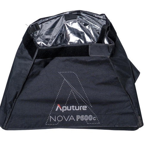 Aputure Nova P600c Softbox